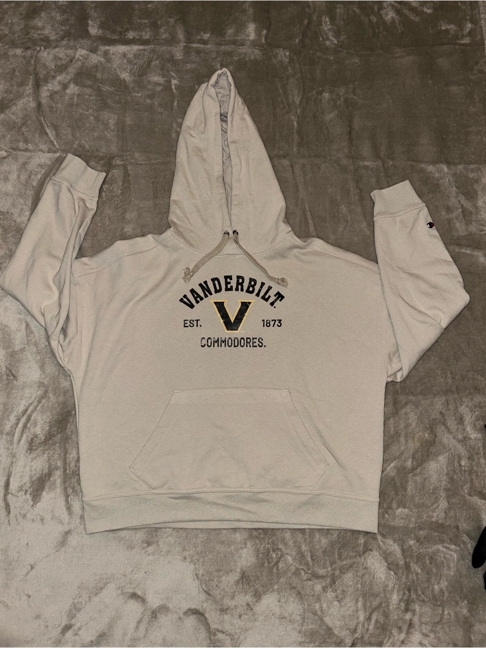 Champion Cream Vanderbilt Commodores Hoodie with Navy & Gold Logo XL